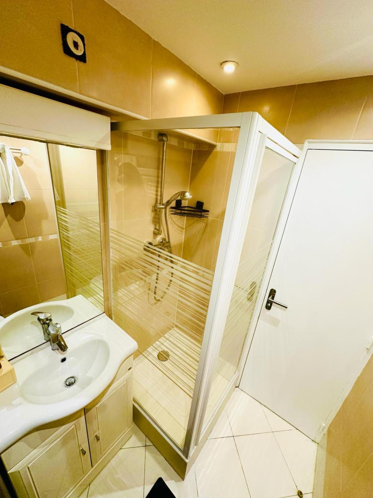 Appartement Elegant A Conflant Conflans-Sainte-Honorine Dış mekan fotoğraf
